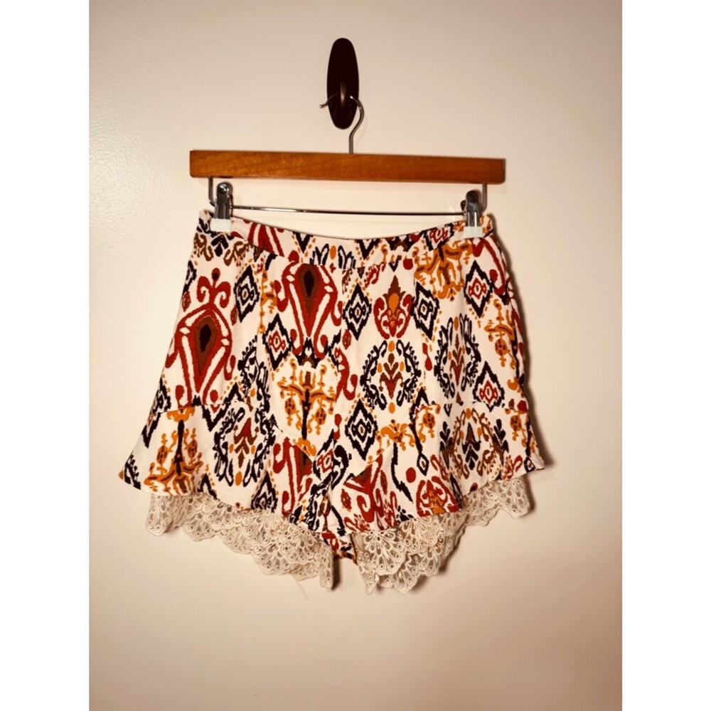 Boho feminine lace underlay skirty shorts rust navy ikat print